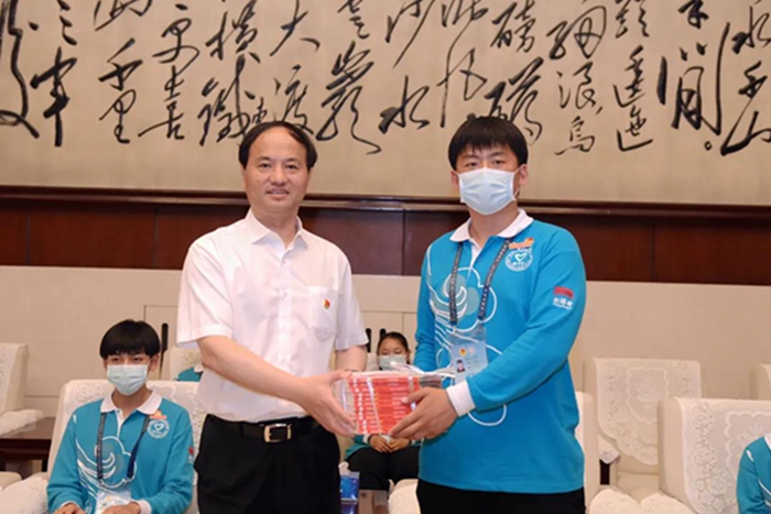 娱乐城