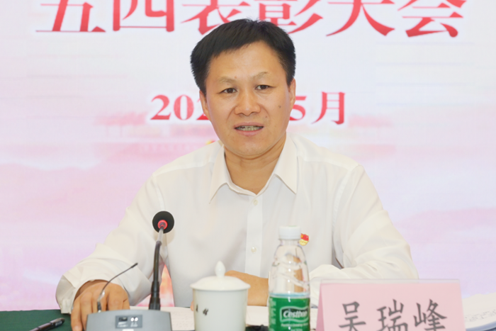 娱乐城